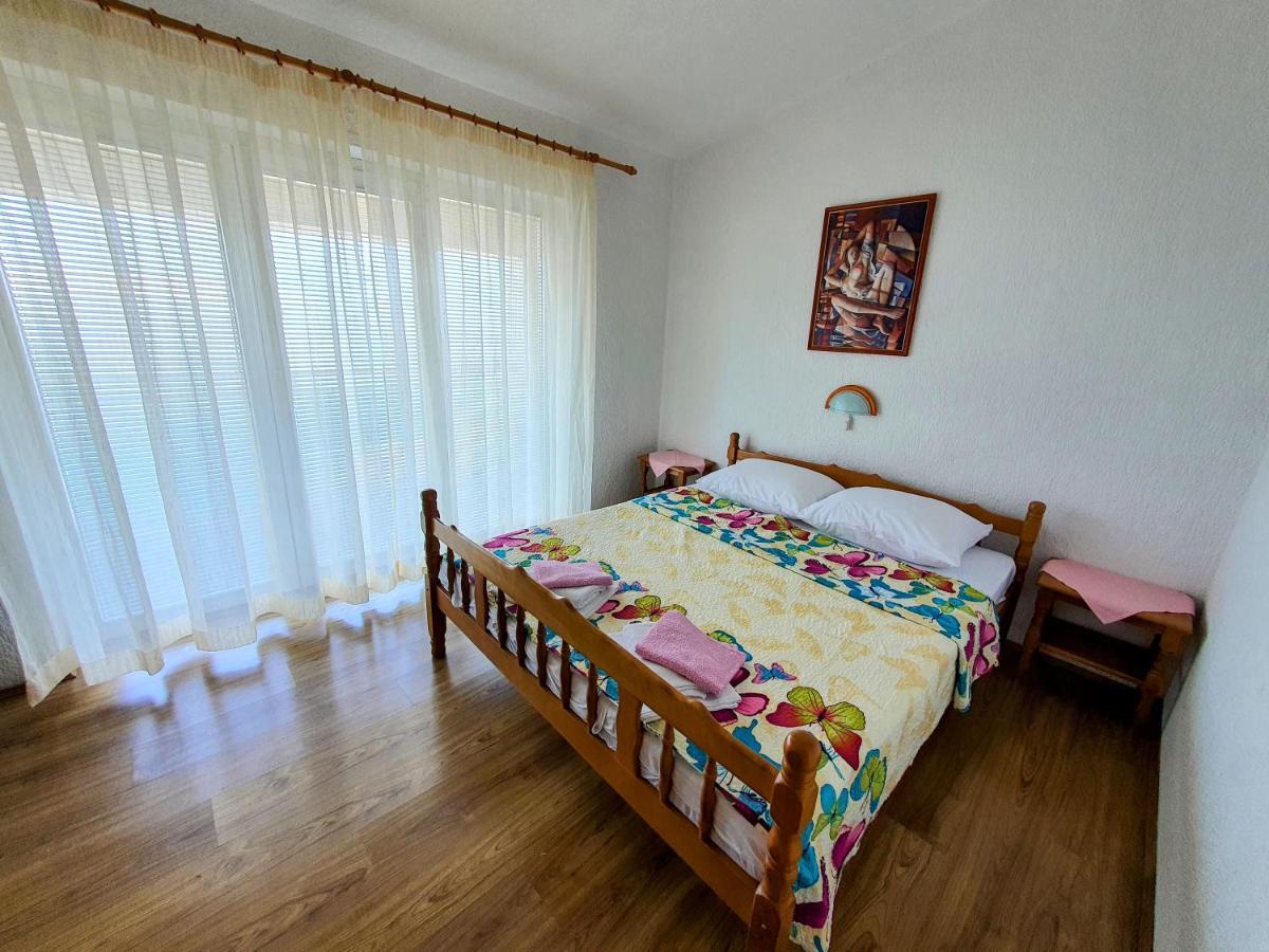 Apartments - Buffet 2B Sveti Juraj Buitenkant foto