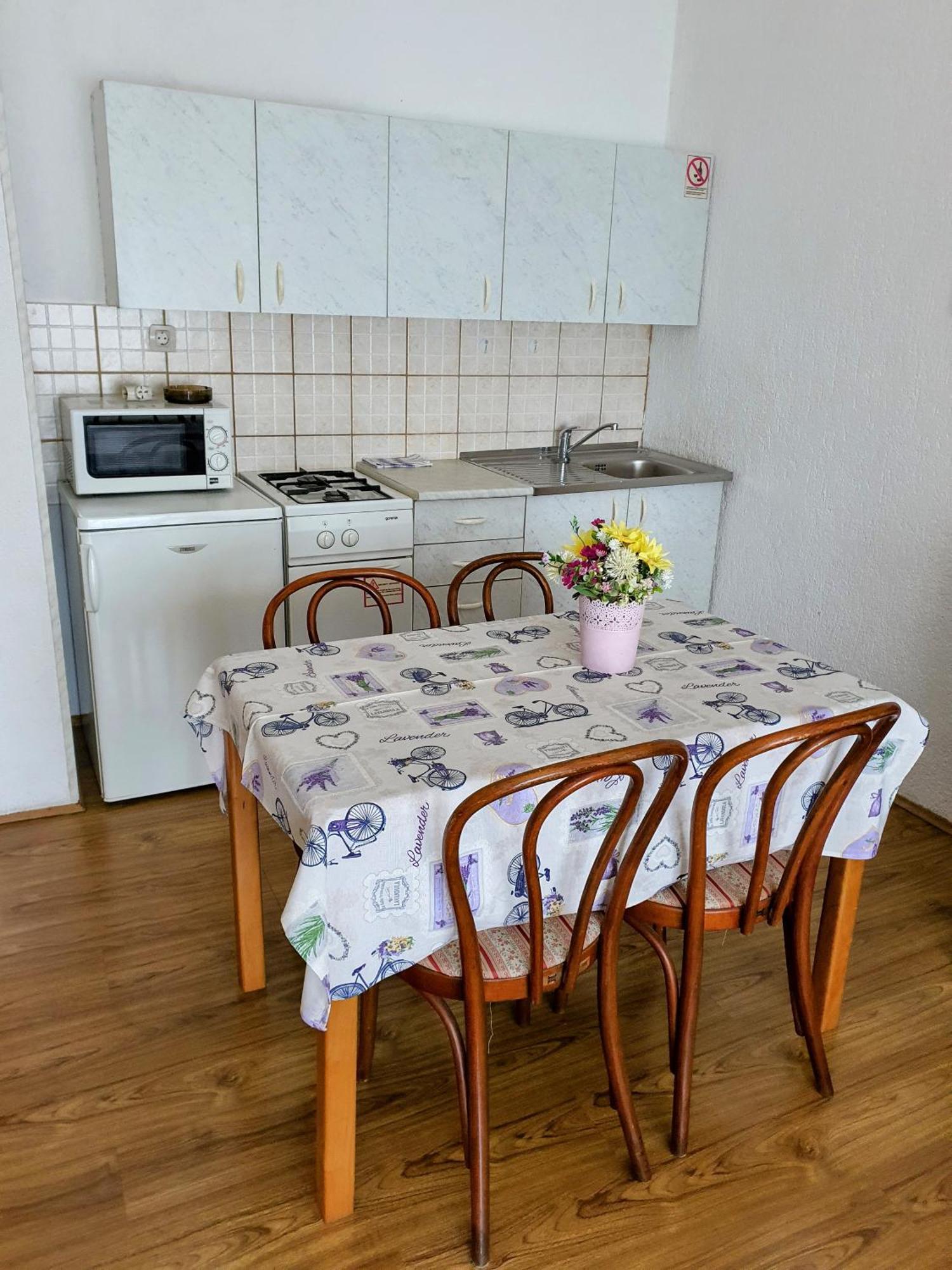 Apartments - Buffet 2B Sveti Juraj Kamer foto